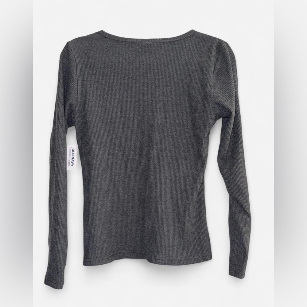 Gray V-Neck Ribbed Women's Top - Picture 2 of 4